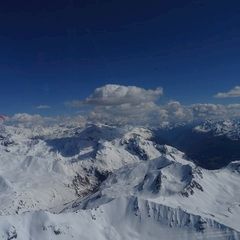 Flugwegposition um 14:52:41: Aufgenommen in der Nähe von Bezirk Inn, Schweiz in 3522 Meter